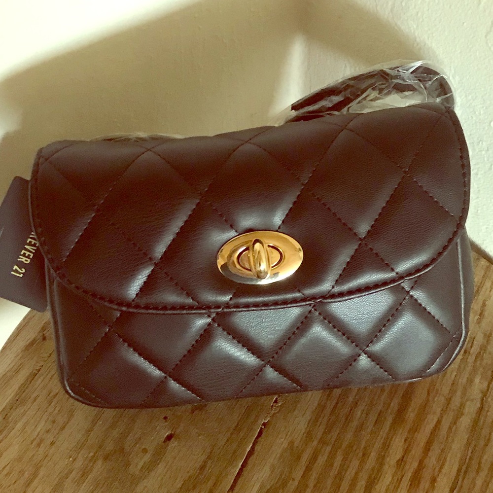 Forever 21 fanny/shoulder bag